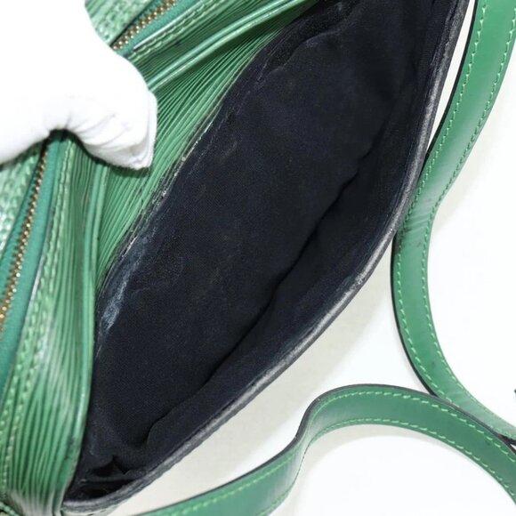 LOUIS VUITTON Epi Jeune Fille MM Shoulder Bag Green